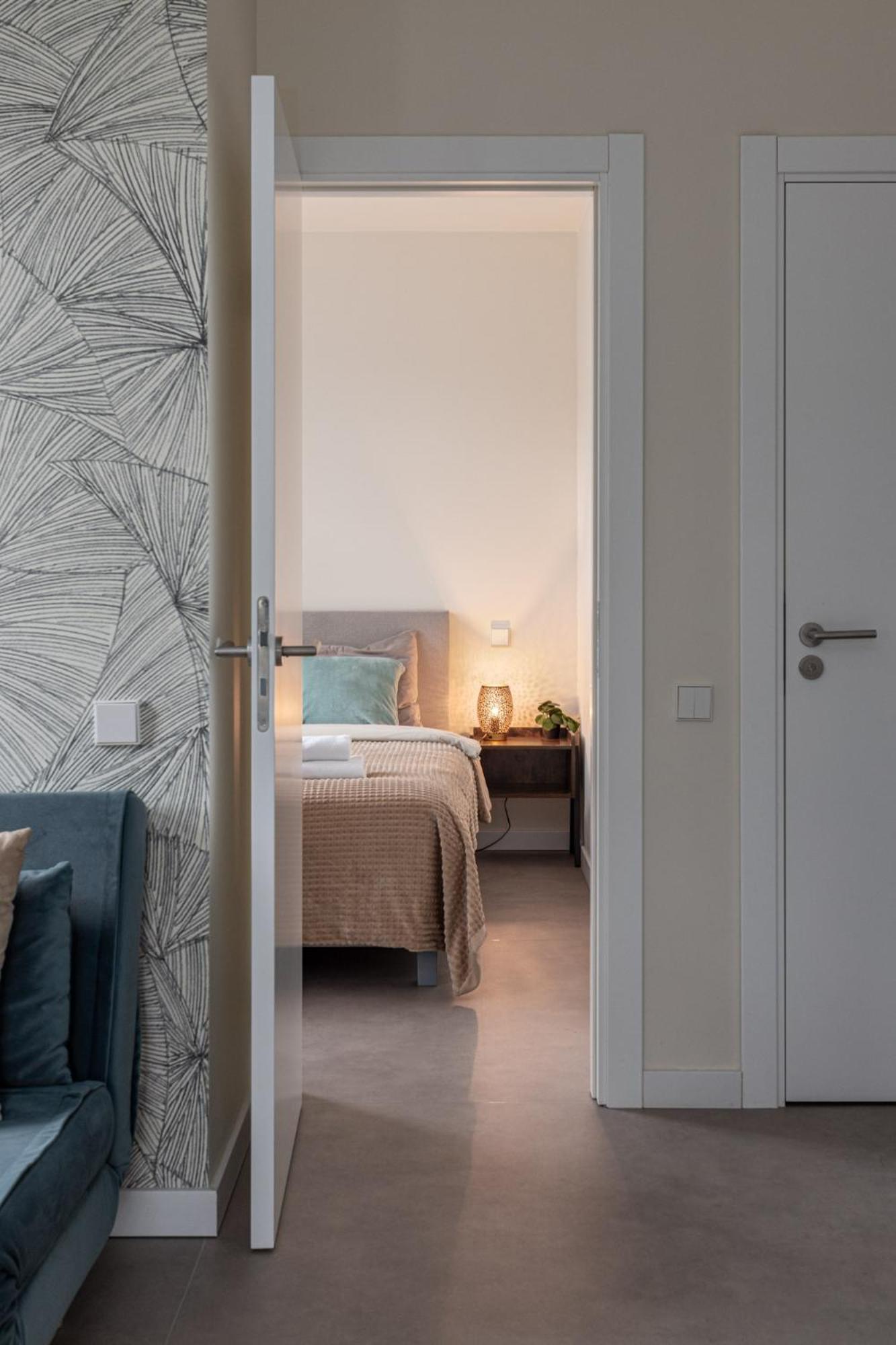 Kipsala Apartments With Free Parking Riga Exterior foto